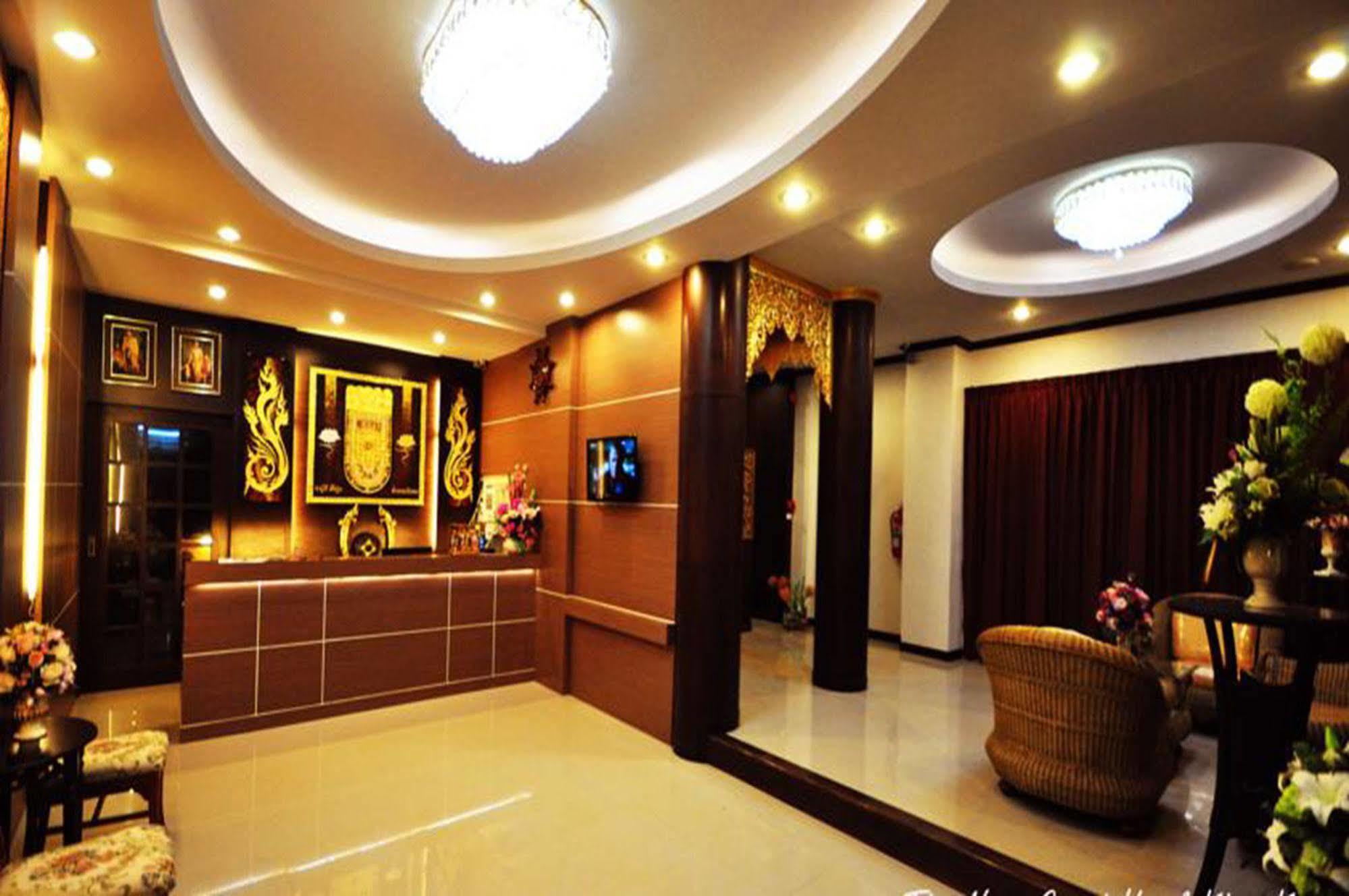 The Next Grand Hotel Khon Kaen Bagian luar foto